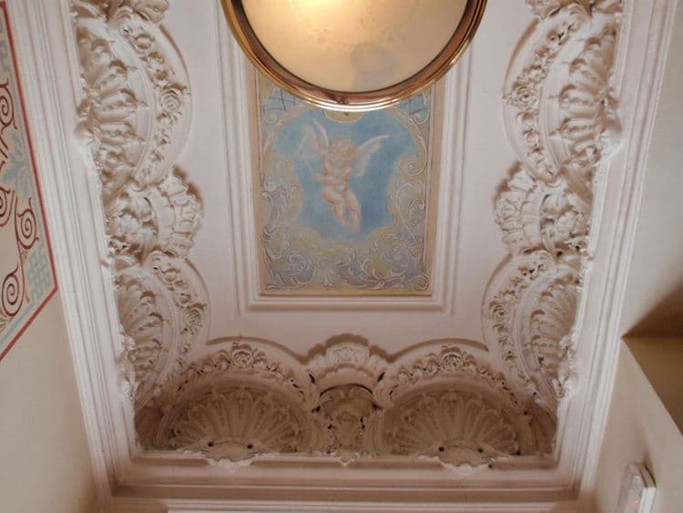 Tivoli Hotel
