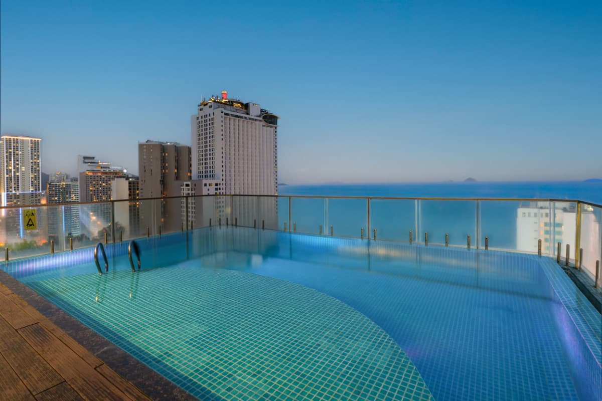 V Hotel 4* - Nha Trang