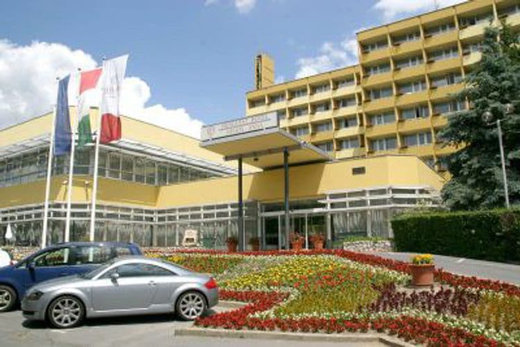 Hunguest Hotel Helios Anna