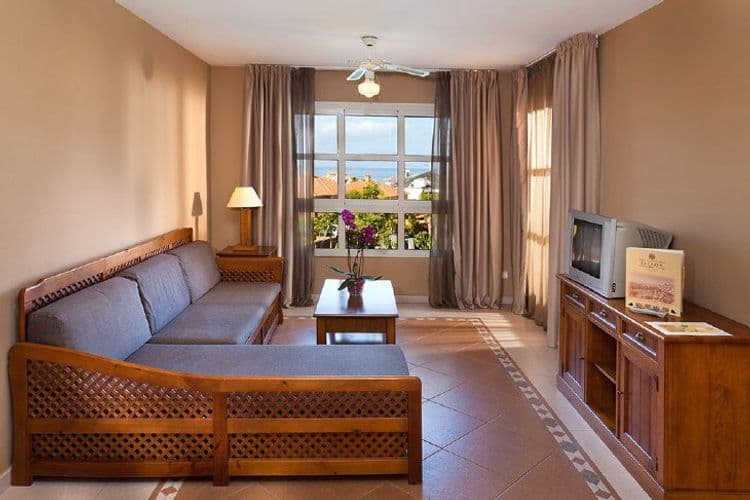 El Duque Aparthotel