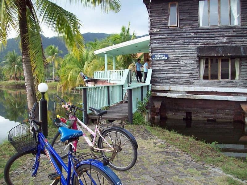 Aunchaleena Beach Front Resort
