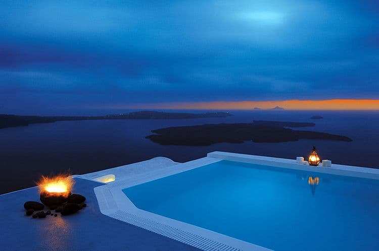 Altana Traditional Houses & Suites