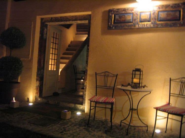 Nefeles Luxury Suites