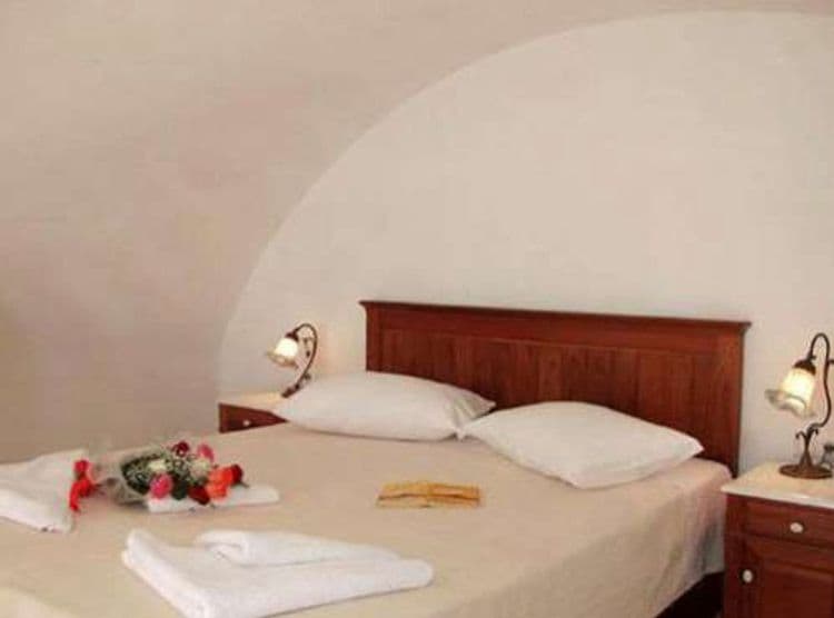 Nefeles Luxury Suites