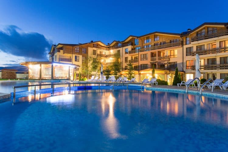 Green Wood Hotel & Spa