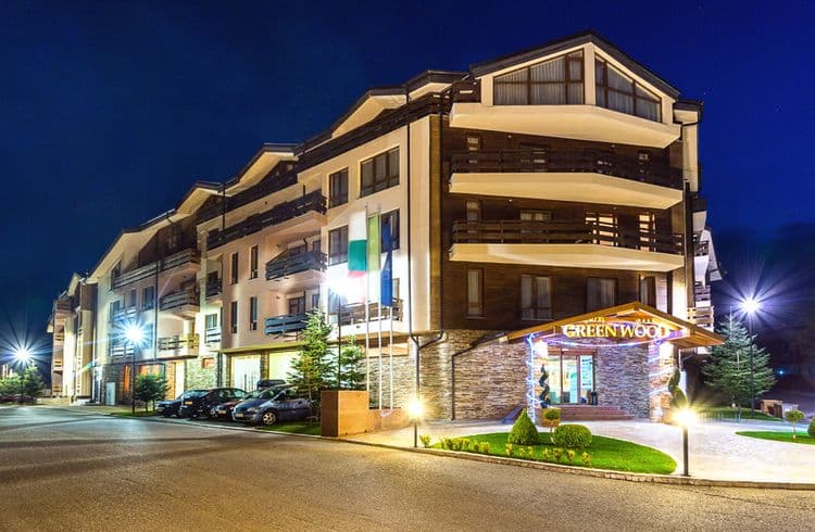 Green Wood Hotel & Spa