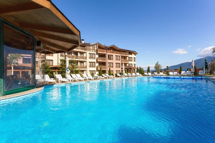 Green Wood Hotel & Spa