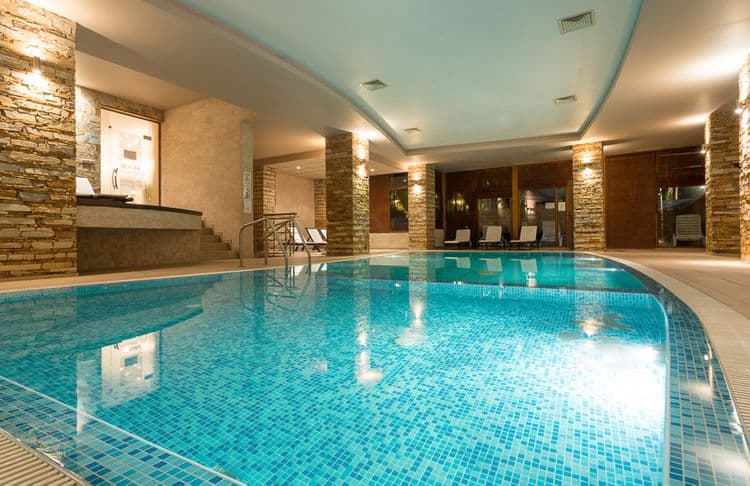 Green Wood Hotel & Spa
