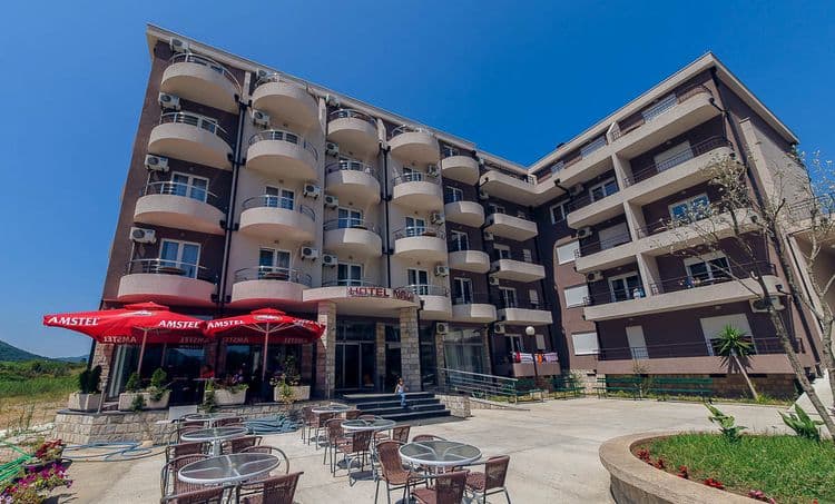 Novi Hotel