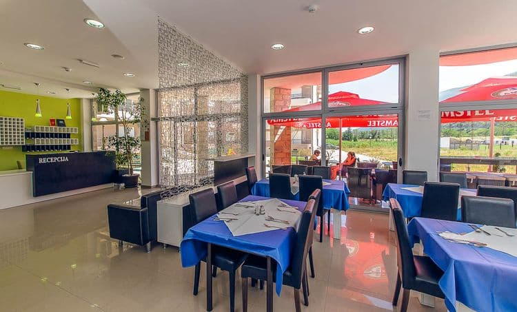 Novi Hotel