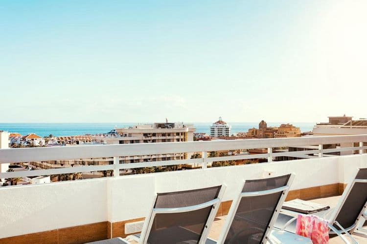 Coral Suites & SPA