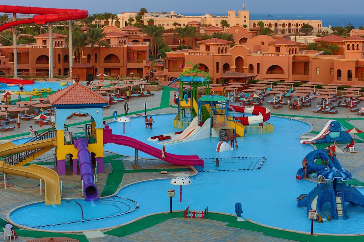Charmillion Gardens Aqua Park (ex. Sea Garden) 