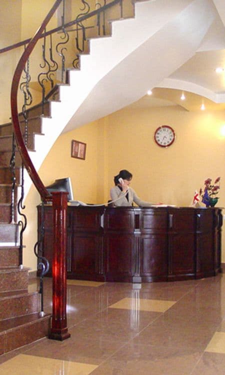 КММ