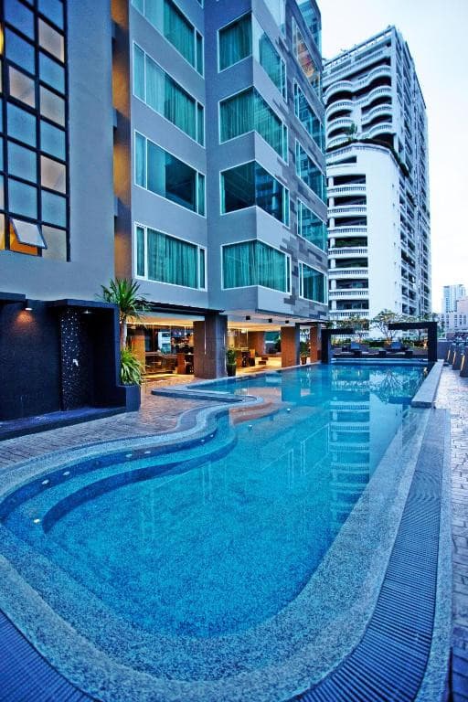 GOLDEN TULIP MANDISON