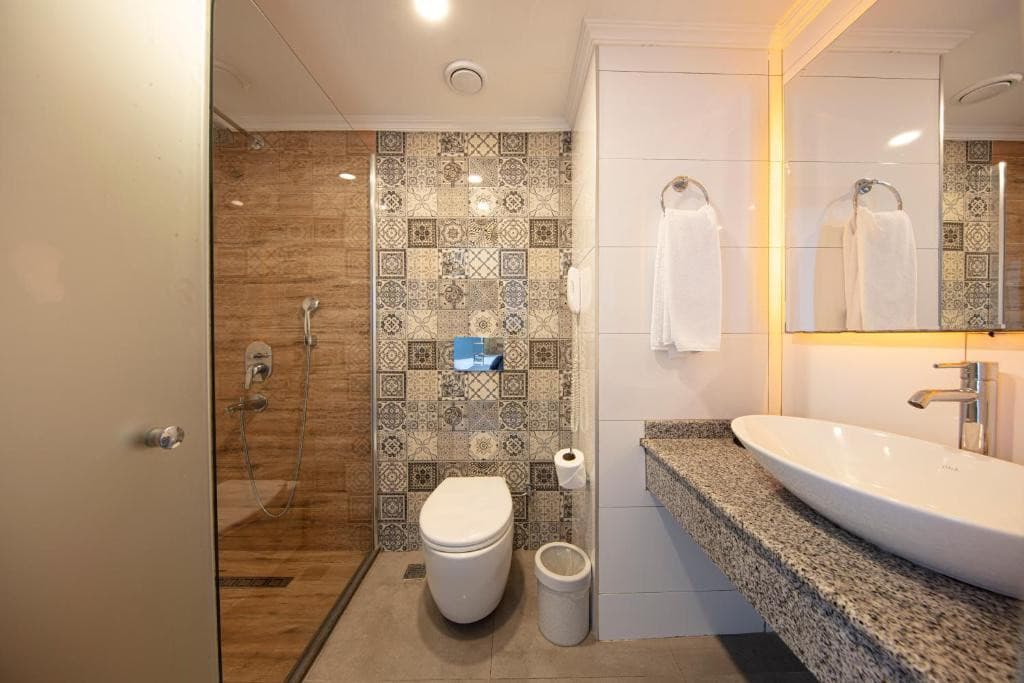 Le Bleu Hotel & Resort