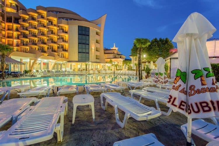 Fiesta M Hotel
