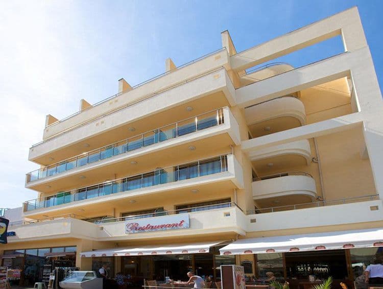 Atol Hotel