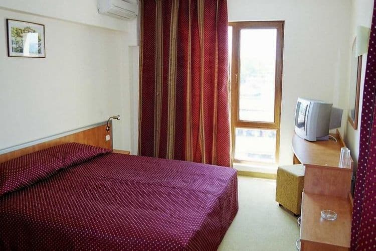 Atol Hotel