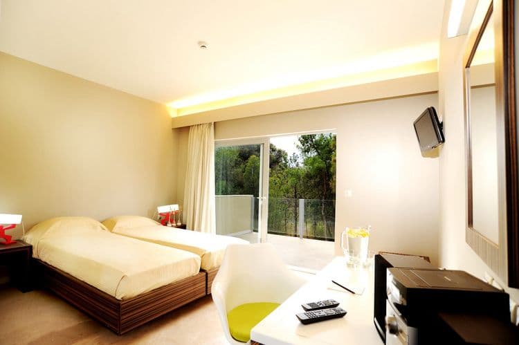 Sikyon Coast Hotel And Resort
