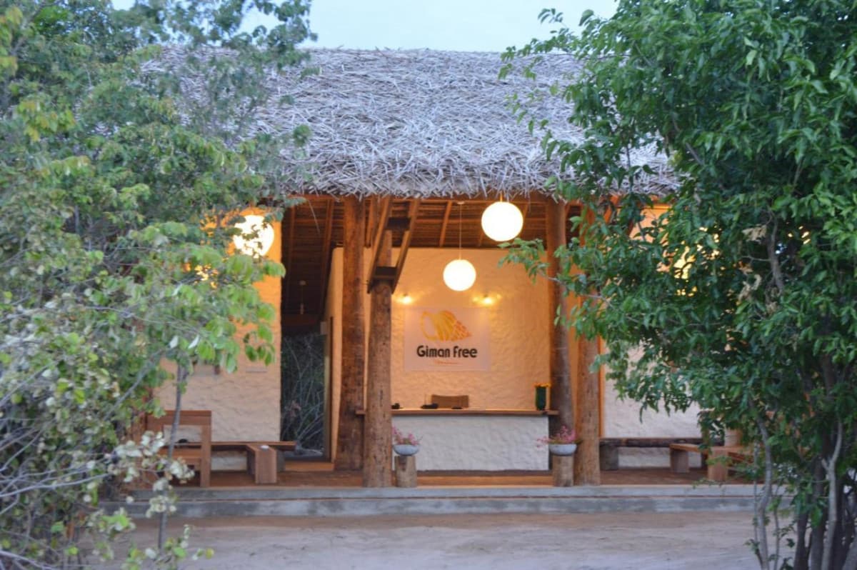Giman Free Beach Resort