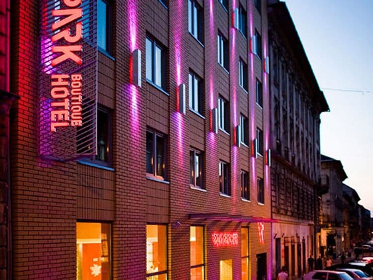 Royal Park Boutique Hotel