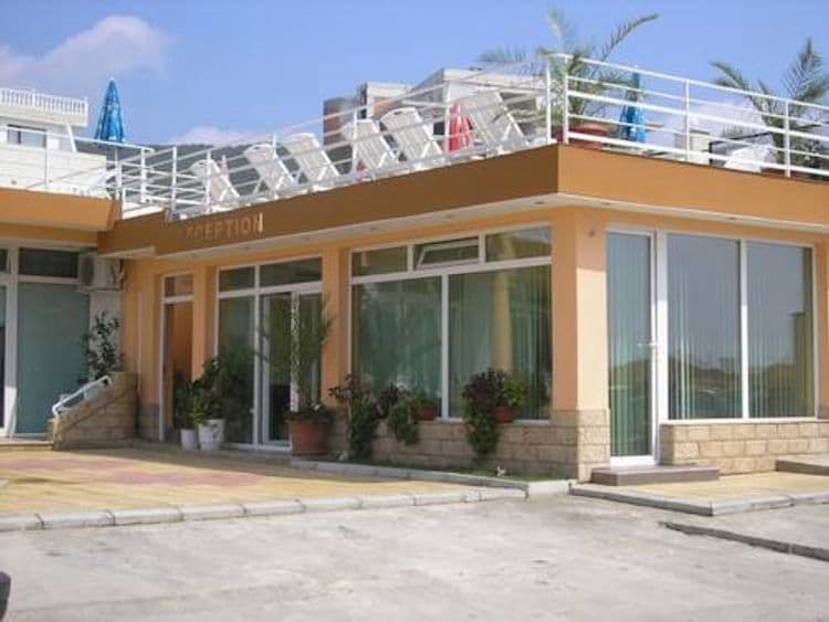 Santorini Family Hotel