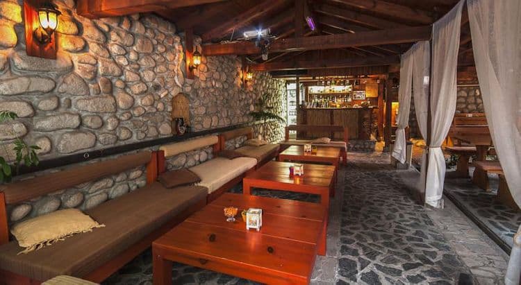 Ida Hotel