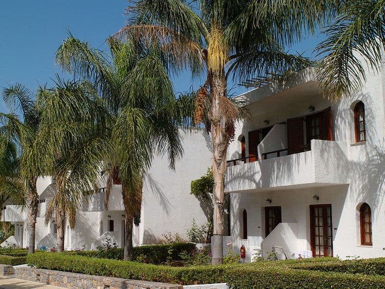 Kyknos Beach Hotel & Bungalows