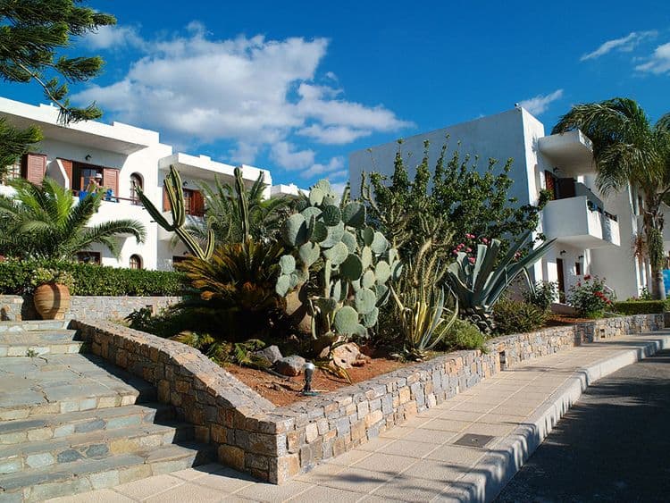 Kyknos Beach Hotel & Bungalows