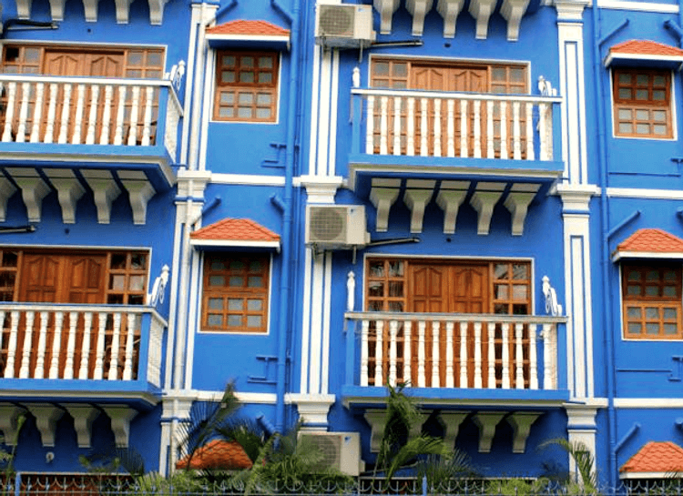 Mayflower Beach Resort