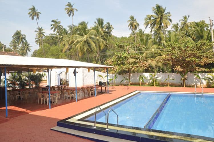 Arambol Plaza Beach Resort