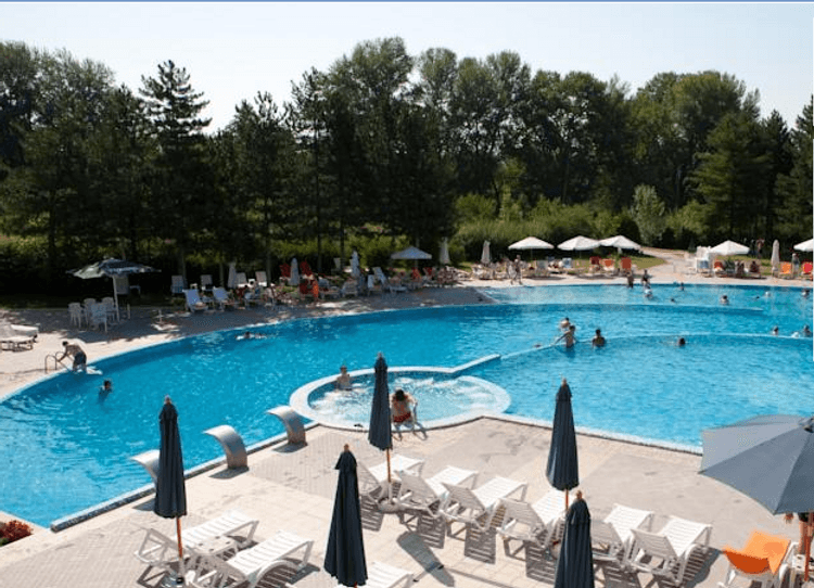Hissar Hotel
