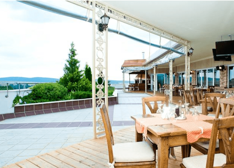 Hissar Hotel