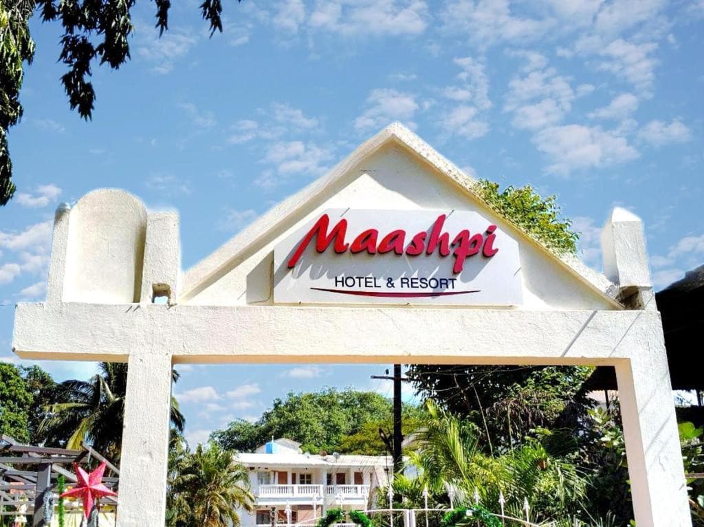 Maashpi Hotel & Resort