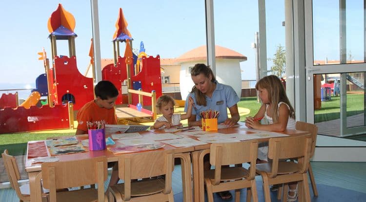 Family apartments Novi