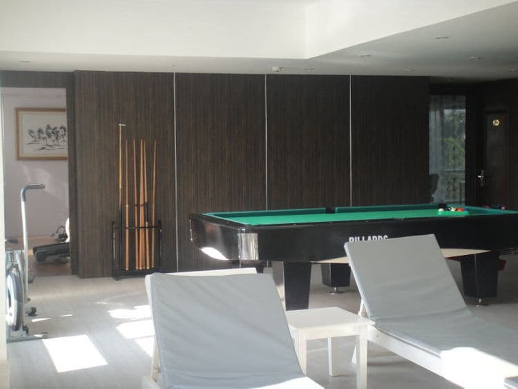 Starlet Hotel