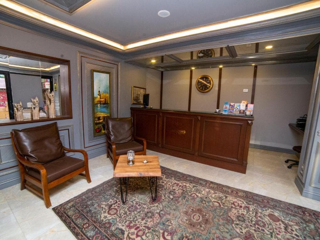 HHK DOWNTOWN HOTEL