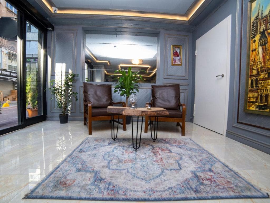 HHK DOWNTOWN HOTEL
