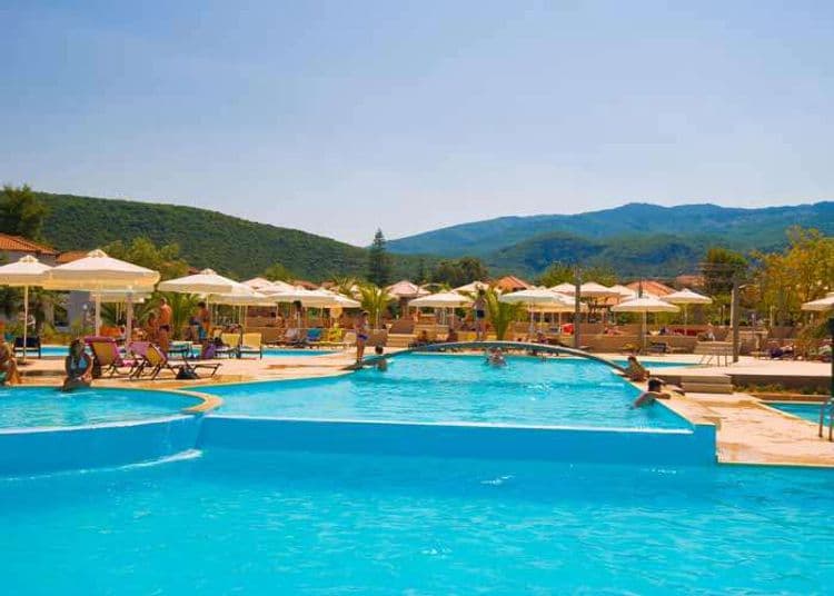 Cronwell Platamon Resort