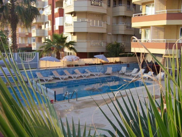 Rose Hotel