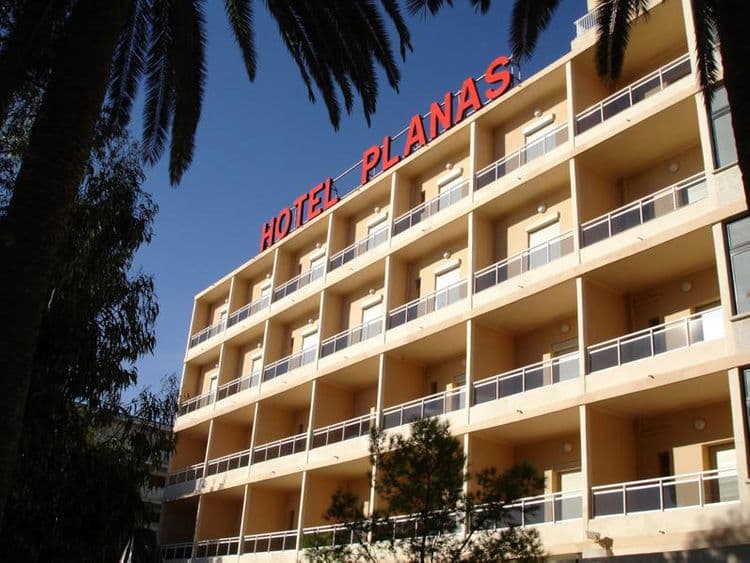 Planas Hotel