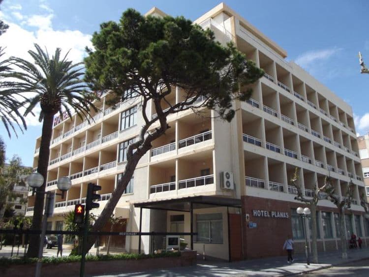 Planas Hotel
