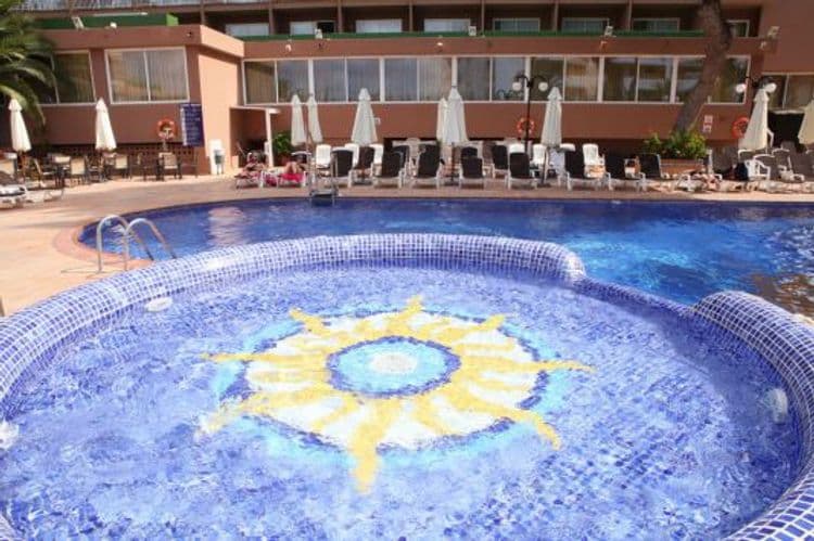 Coral Beach Hotel