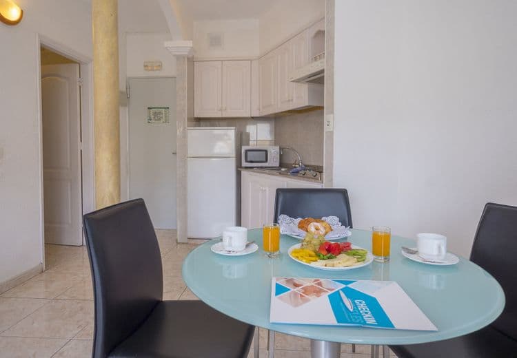 Checkin Bungalows Atlantida