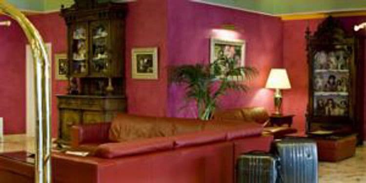 Salles Pere IV Hotel
