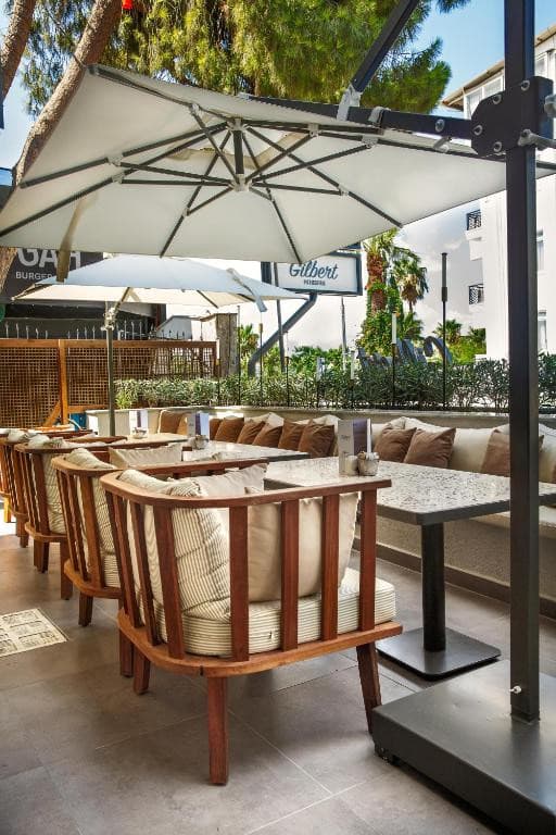 Sherwood Prize Hotel