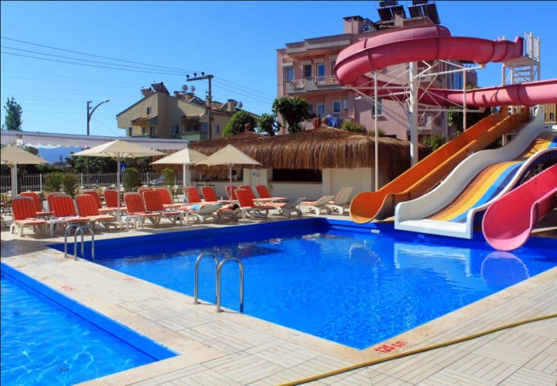 Voxxin Family Club (Club Next Inn)