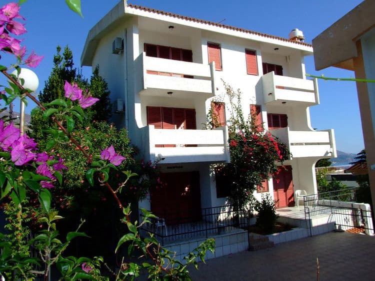 Ritsa Villa