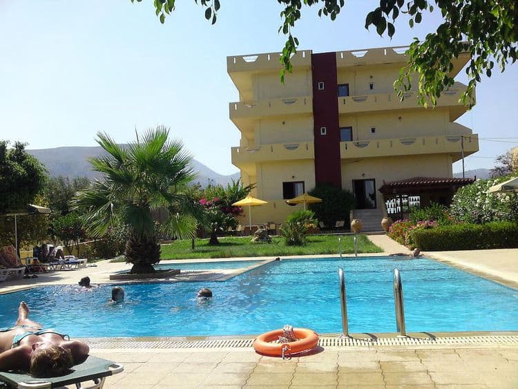 Stork Hotel