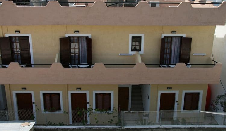 Thania Seaside Luxury Smotel